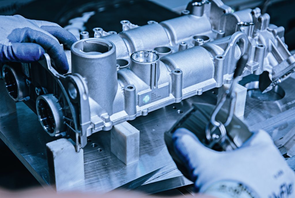  Das Produktportfolio von Thyssenkrupp erstreckt sich von Nockenwellen über variable Ventiltriebsysteme bis zur Rotorwelle als Kernkomponente elektrischer Antriebe. 
